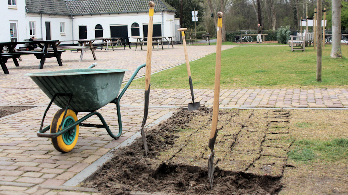 Aanleg VB tuin Ock